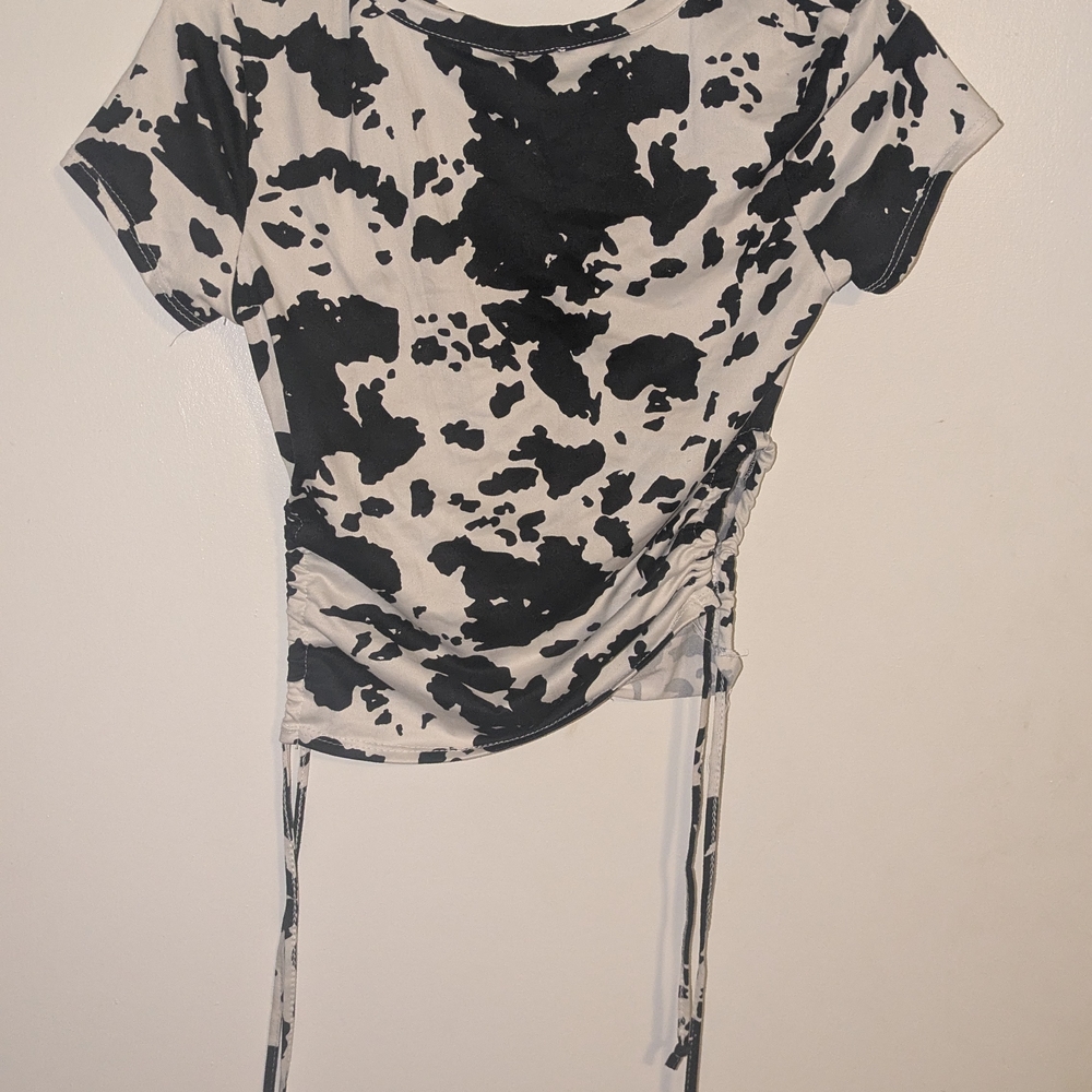 Black and White Ruched Crop T-Shirt